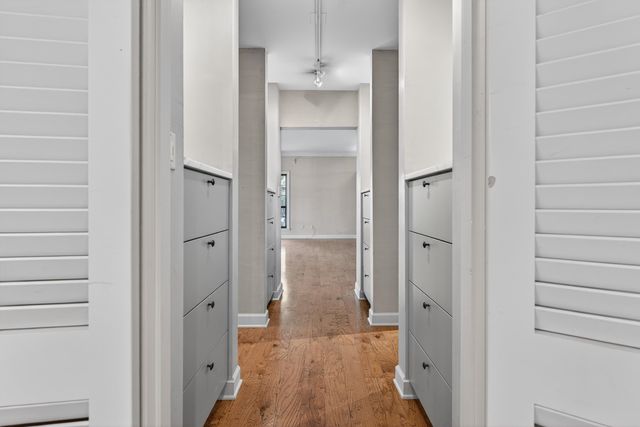 585 S Greer St Apt 400, Memphis, TN 38111