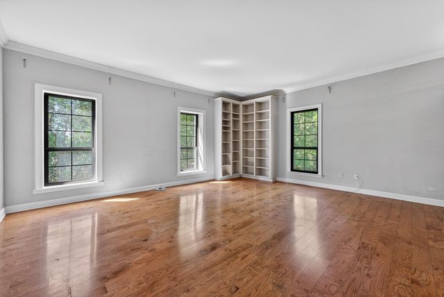 585 S Greer St Apt 400, Memphis, TN 38111
