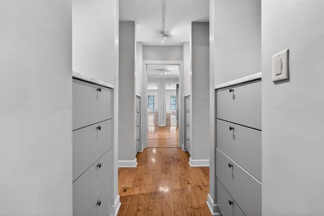 585 S Greer St Apt 400, Memphis, TN 38111