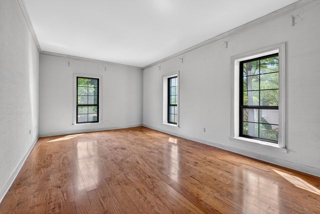 585 S Greer St Apt 400, Memphis, TN 38111