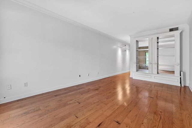 585 S Greer St Apt 400, Memphis, TN 38111