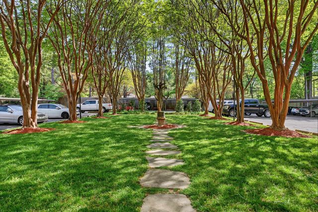 585 S Greer St Apt 400, Memphis, TN 38111