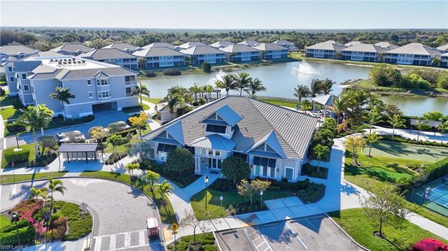 286 Indies DR E 101, Naples, FL 34114