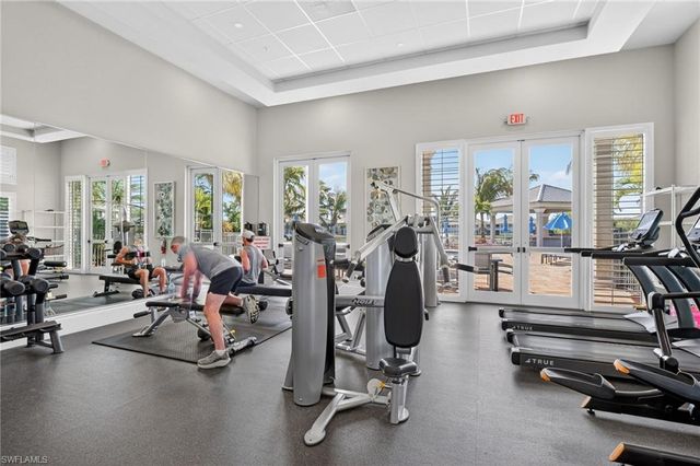 286 Indies DR E 101, Naples, FL 34114