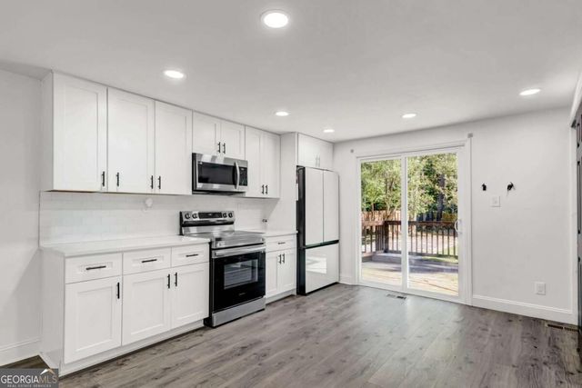 3286 Sunderland Drive, Snellville, GA 30039