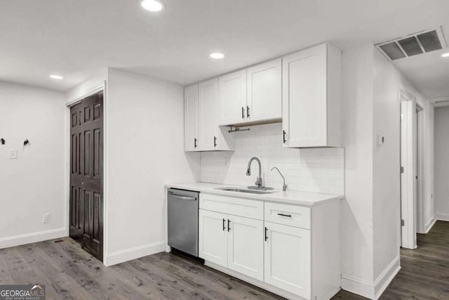 3286 Sunderland Drive, Snellville, GA 30039
