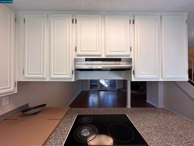 394 Ilo Ln 601, Danville, CA 94526