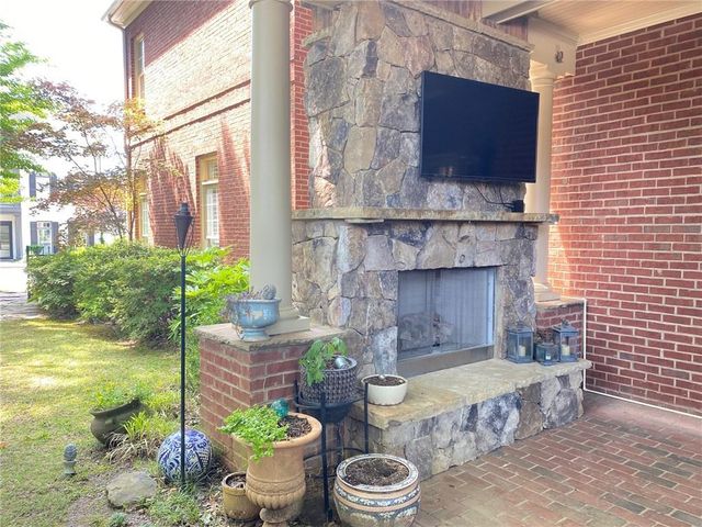 2133 Lucerne Lane SE, Smyrna, GA 30080
