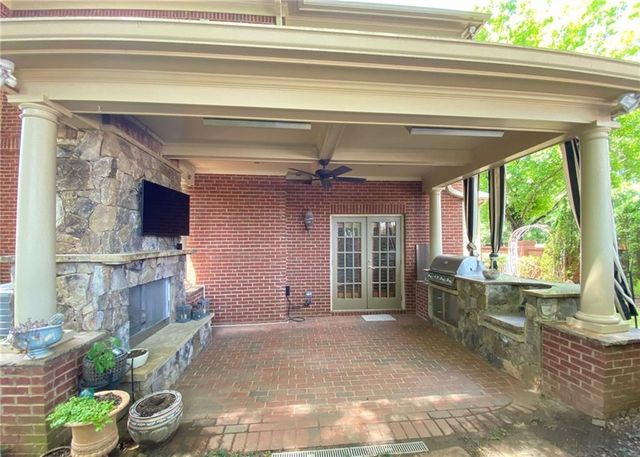 2133 Lucerne Lane SE, Smyrna, GA 30080