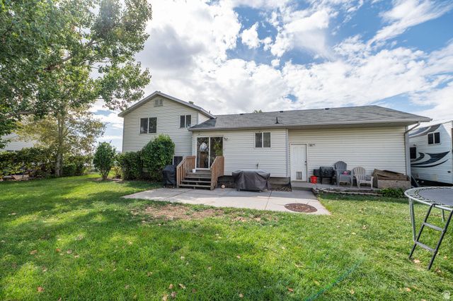 2437 S 3000 W, Syracuse, UT 84075