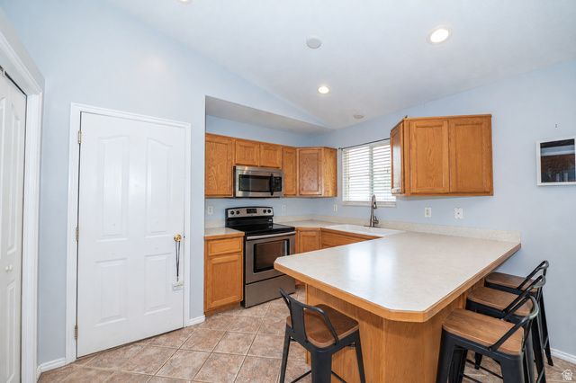 2437 S 3000 W, Syracuse, UT 84075