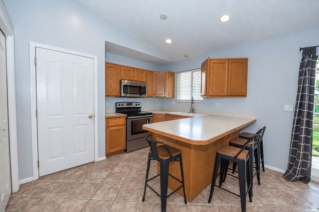 2437 S 3000 W, Syracuse, UT 84075