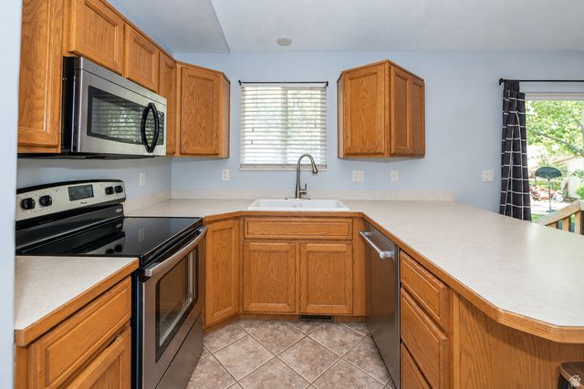 2437 S 3000 W, Syracuse, UT 84075