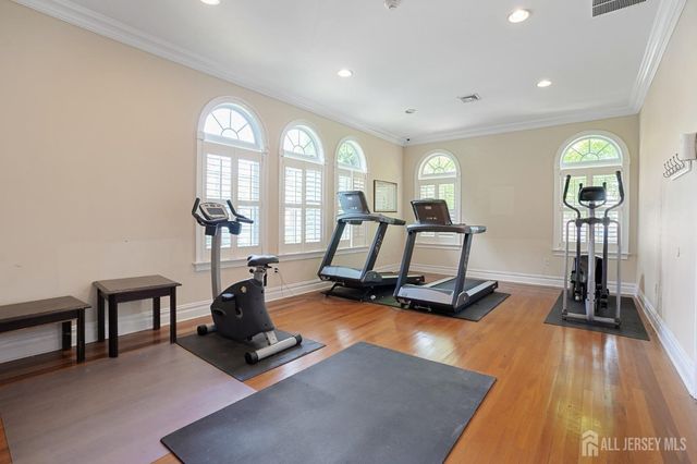 28 Forest Drive, Piscataway, NJ 08854