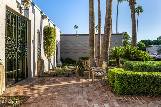 5642 N SCOTTSDALE Road, Paradise Valley, AZ 85253