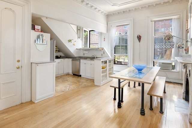 36 Upton St 2A, Boston, MA 02116