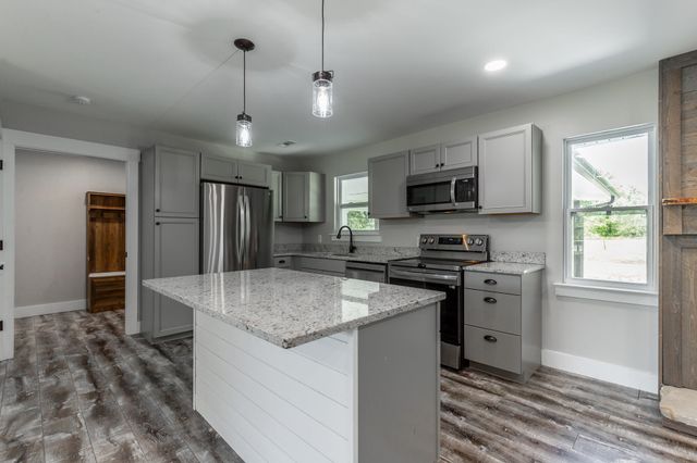 838 Campbell Road, Tunnel Hill, GA 30755