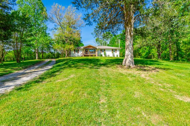 838 Campbell Road, Tunnel Hill, GA 30755