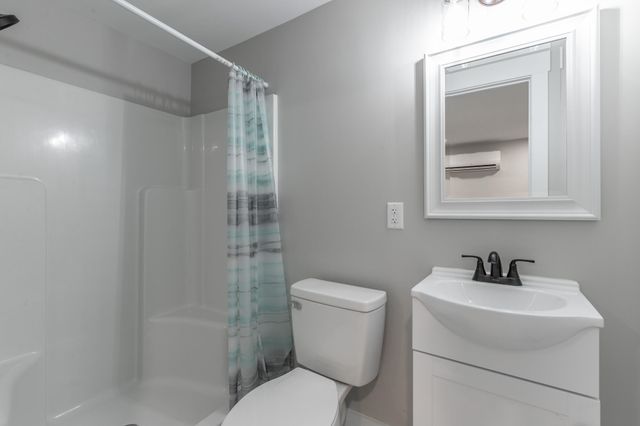 838 Campbell Road, Tunnel Hill, GA 30755