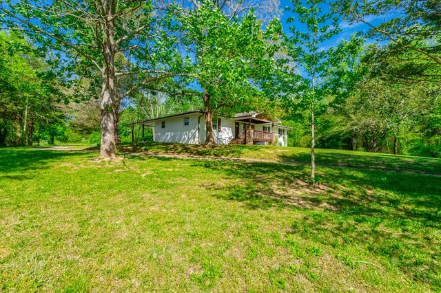 838 Campbell Road, Tunnel Hill, GA 30755