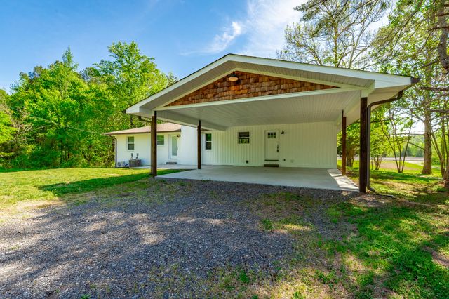 838 Campbell Road, Tunnel Hill, GA 30755