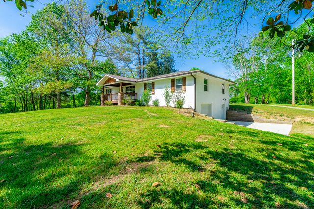 838 Campbell Road, Tunnel Hill, GA 30755