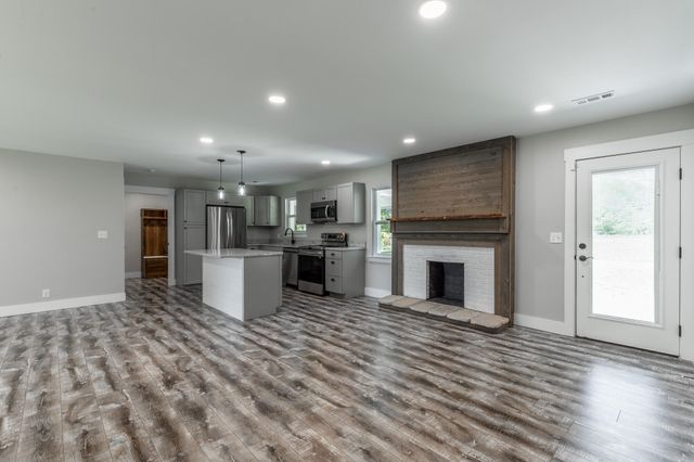 838 Campbell Road, Tunnel Hill, GA 30755