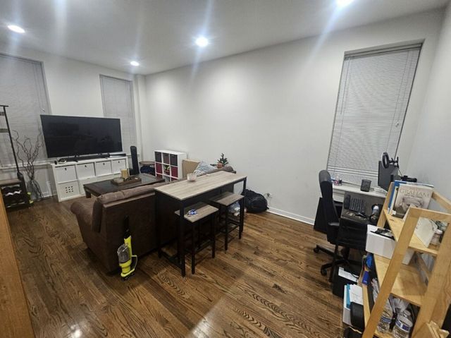 1644 N Hermitage Avenue 1F, Chicago, IL 60622