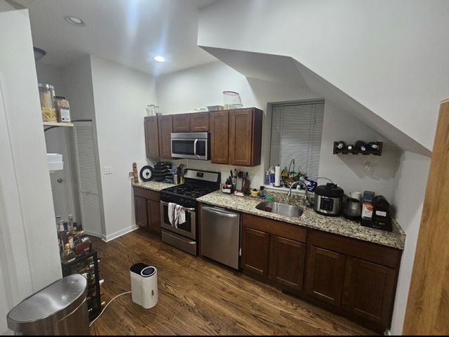 1644 N Hermitage Avenue 1F, Chicago, IL 60622