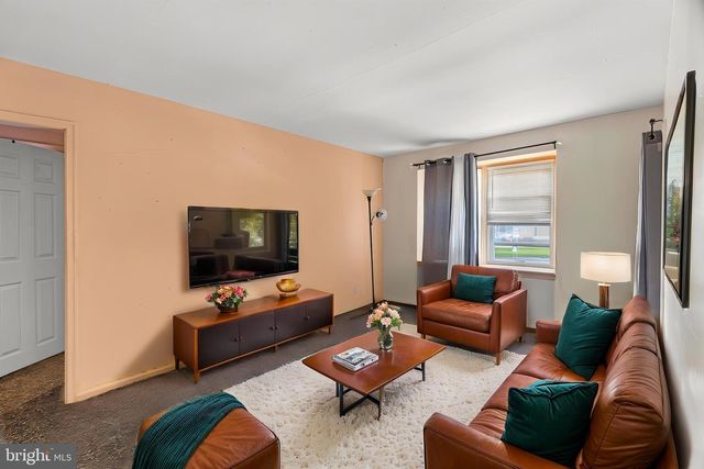 1583 DEVEREAUX AVE, Philadelphia, PA 19149