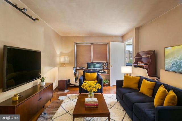 1583 DEVEREAUX AVE, Philadelphia, PA 19149