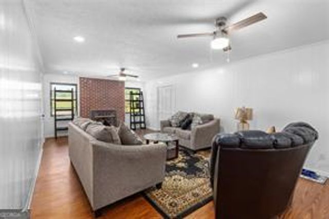 7596 Red Bud NE, Ranger, GA 30734