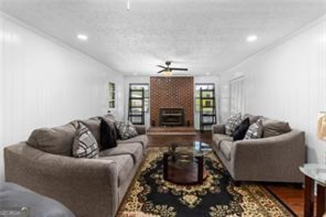 7596 Red Bud NE, Ranger, GA 30734