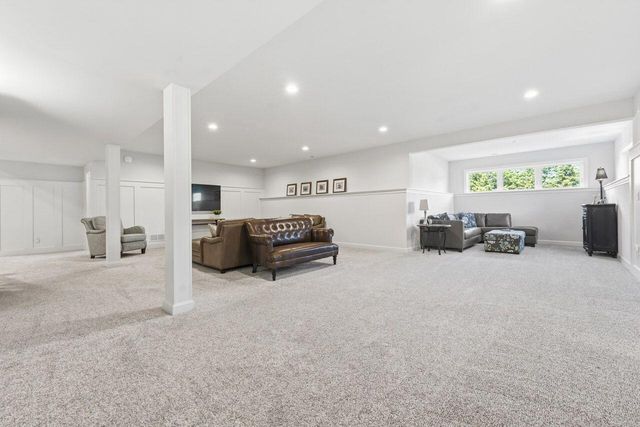 1740 Stonemill CIRCLE, Lake Geneva, WI 53147