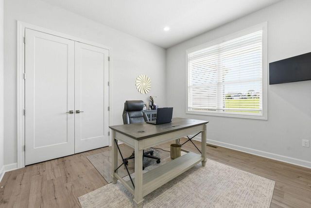 1740 Stonemill CIRCLE, Lake Geneva, WI 53147