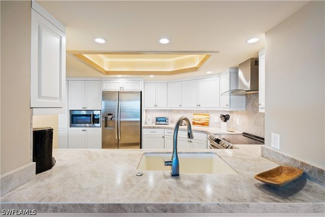 4651 Gulf Shore BLVD N 1805, Naples, FL 34103
