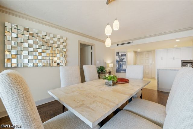 4651 Gulf Shore BLVD N 1805, Naples, FL 34103