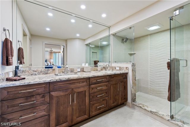 4651 Gulf Shore BLVD N 1805, Naples, FL 34103