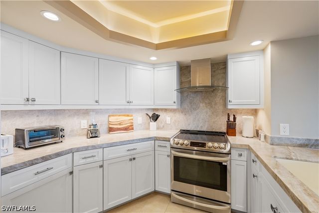 4651 Gulf Shore BLVD N 1805, Naples, FL 34103
