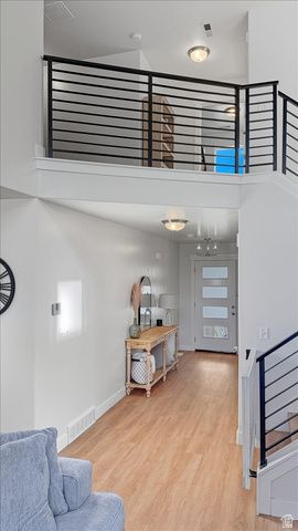 153 N VALCREST DR, Saratoga Springs, UT 84045