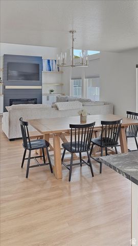 153 N VALCREST DR, Saratoga Springs, UT 84045