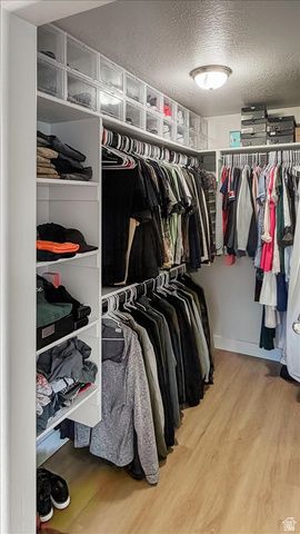 153 N VALCREST DR, Saratoga Springs, UT 84045