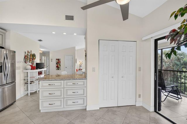 3259 Perimeter Dr 3259, Green Acres, FL 33467