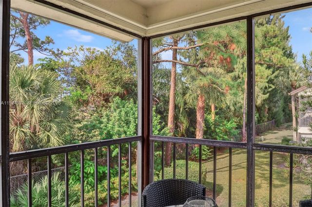 3259 Perimeter Dr 3259, Green Acres, FL 33467