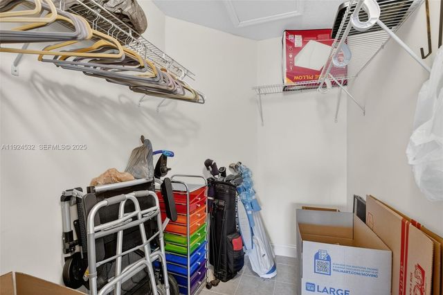 3259 Perimeter Dr 3259, Green Acres, FL 33467