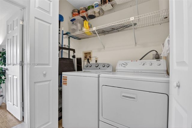 3259 Perimeter Dr 3259, Green Acres, FL 33467