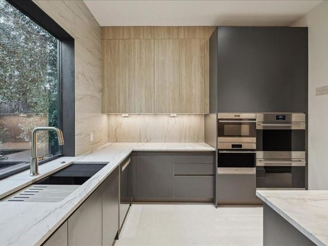 3975 W Alabama Street, Houston, TX 77027