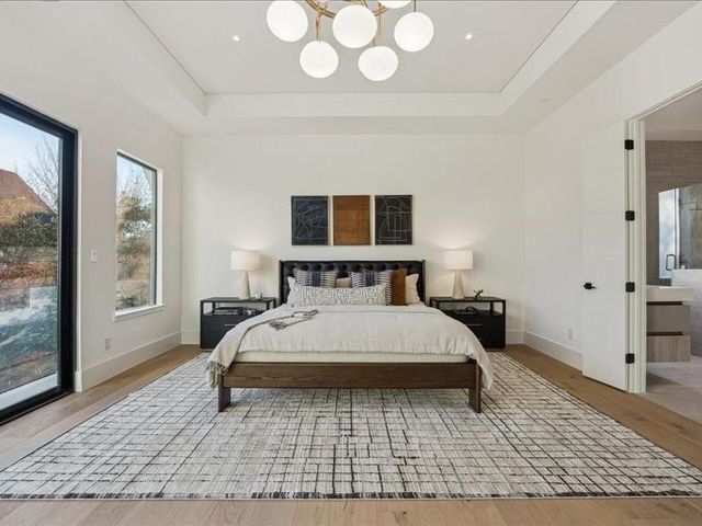 3975 W Alabama Street, Houston, TX 77027