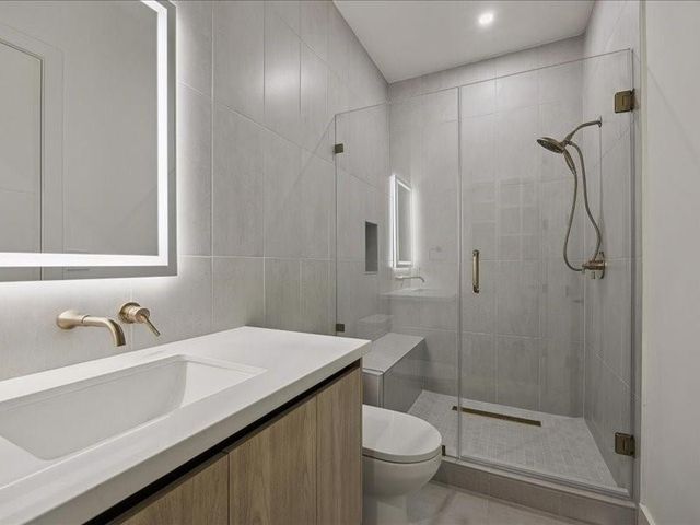 3975 W Alabama Street, Houston, TX 77027