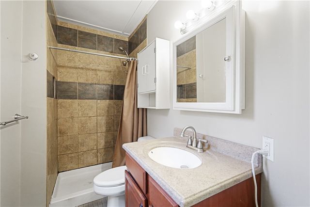 18 South Main Street, Coventry, RI 02816